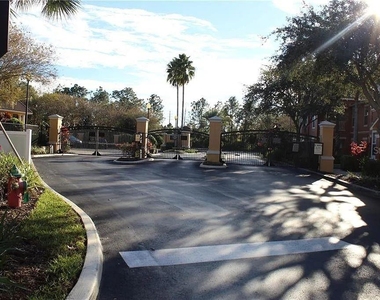 8836 Villa View Circle - Photo Thumbnail 30