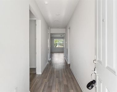 36887 Highland Meadows Court - Photo Thumbnail 2