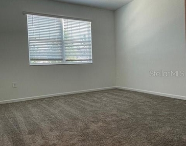 1609 Cross Prairie Parkway - Photo Thumbnail 38