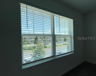1609 Cross Prairie Parkway - Photo Thumbnail 5