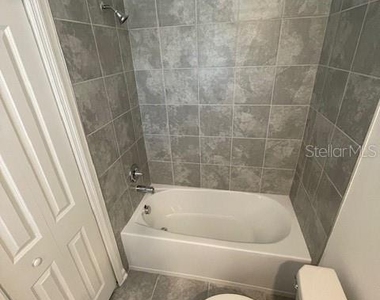 1609 Cross Prairie Parkway - Photo Thumbnail 12