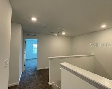 1609 Cross Prairie Parkway - Photo Thumbnail 15