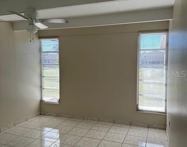 2709 Club Circle - Photo Thumbnail 10