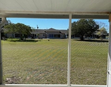 2709 Club Circle - Photo Thumbnail 7