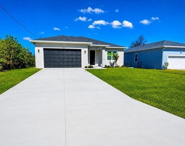 358 Albatross Road - Photo Thumbnail 2