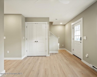 820 822 Delaware Street - Photo Thumbnail 19