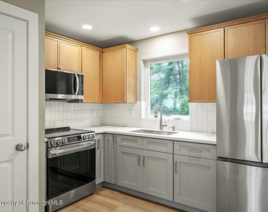 820 822 Delaware Street - Photo Thumbnail 1