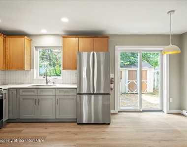 820 822 Delaware Street - Photo Thumbnail 16