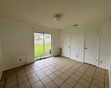 503 N Lanier Avenue - Photo Thumbnail 4