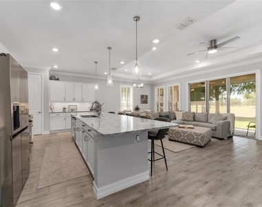 4306 Nw 54th Terrace - Photo Thumbnail 15
