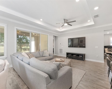 4306 Nw 54th Terrace - Photo Thumbnail 8