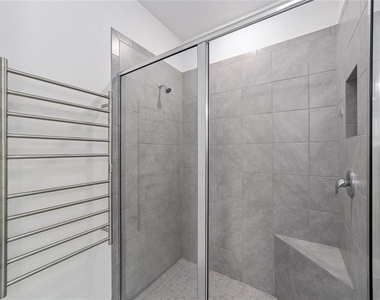 4395 Nw 55th Terrace - Photo Thumbnail 12