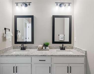 7796 Somersworth Drive - Photo Thumbnail 19