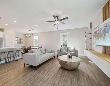 7796 Somersworth Drive - Photo Thumbnail 6