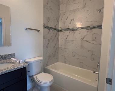 16390 Sw 17th Terrace Road - Photo Thumbnail 16