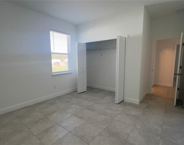 16390 Sw 17th Terrace Road - Photo Thumbnail 13