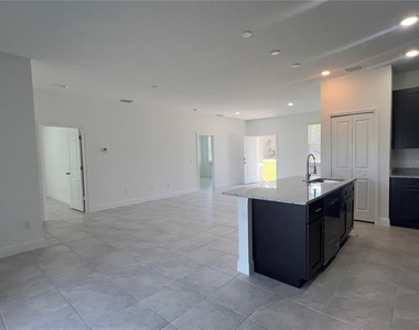 16390 Sw 17th Terrace Road - Photo Thumbnail 9