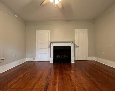 414 Ne 5th Avenue - Photo Thumbnail 2