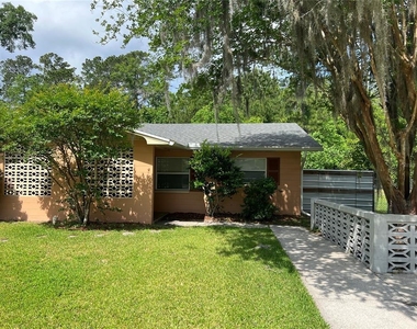 3706 Nw 45th Street - Photo Thumbnail 1