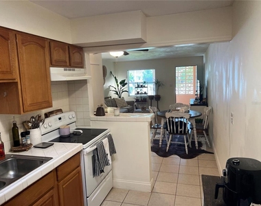 3706 Nw 45th Street - Photo Thumbnail 13