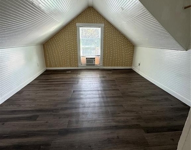 7306 Earlwood Avenue - Photo Thumbnail 3