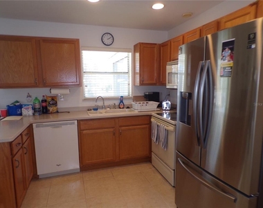 27097 Omni Lane - Photo Thumbnail 8
