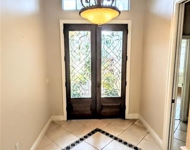 124 Turquoise Lane - Photo Thumbnail 5