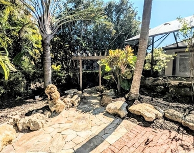 124 Turquoise Lane - Photo Thumbnail 23