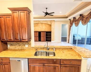 124 Turquoise Lane - Photo Thumbnail 14
