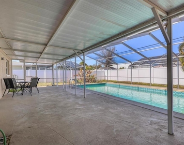 3425 Fairview Drive - Photo Thumbnail 32