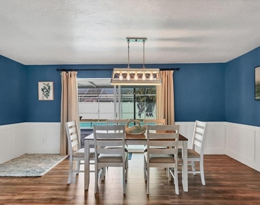 3425 Fairview Drive - Photo Thumbnail 17