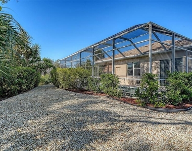 5811 White Oak Bayou Court - Photo Thumbnail 41