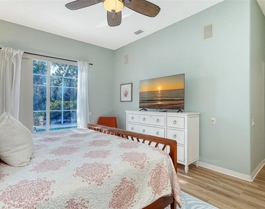 5811 White Oak Bayou Court - Photo Thumbnail 14