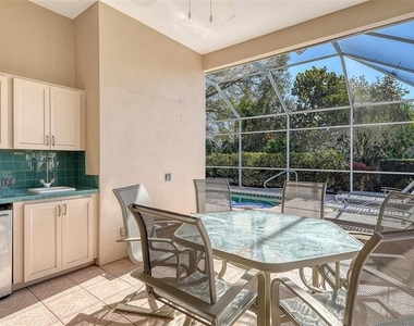 5811 White Oak Bayou Court - Photo Thumbnail 33