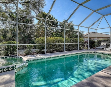 5811 White Oak Bayou Court - Photo Thumbnail 38