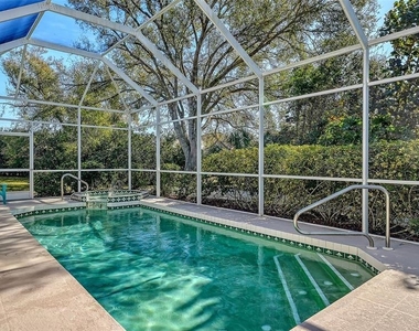 5811 White Oak Bayou Court - Photo Thumbnail 35
