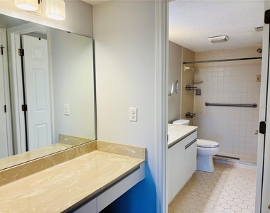 6211 Timber Lake Drive - Photo Thumbnail 14
