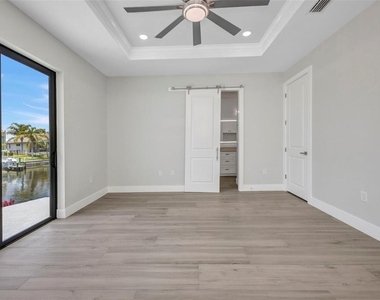 1327 Wesley Drive - Photo Thumbnail 19