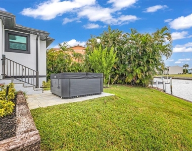 1327 Wesley Drive - Photo Thumbnail 31