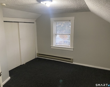 1880 Seaview Avenue - Photo Thumbnail 4