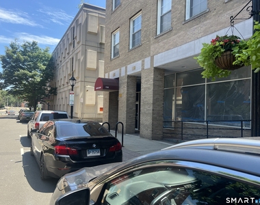 124 Court Street - Photo Thumbnail 4