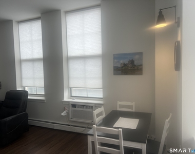 124 Court Street - Photo Thumbnail 7