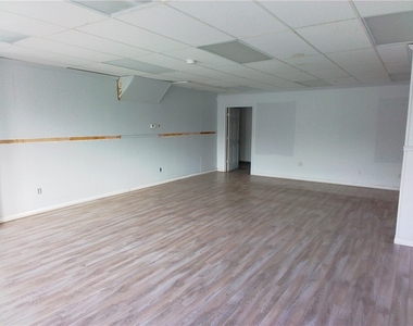 6126 Saltsburg Rd - Photo Thumbnail 1