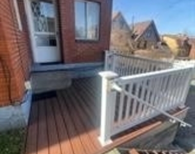 4011 Arsenal Pl - Photo Thumbnail 2