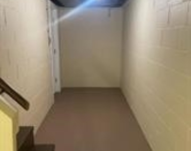 4011 Arsenal Pl - Photo Thumbnail 19