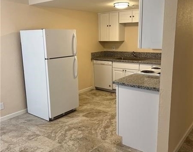 539 E Saint Louis Avenue - Photo Thumbnail 4
