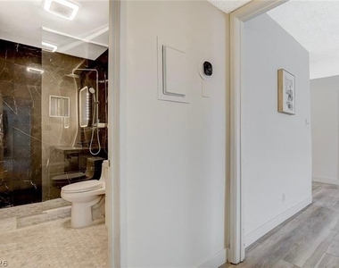 3841 Daisy Street - Photo Thumbnail 22