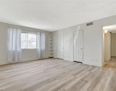3841 Daisy Street - Photo Thumbnail 8