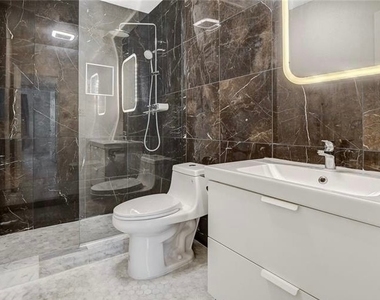 3841 Daisy Street - Photo Thumbnail 23