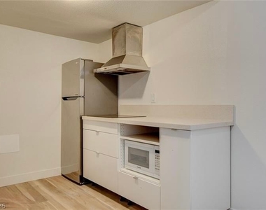 3841 Daisy Street - Photo Thumbnail 14